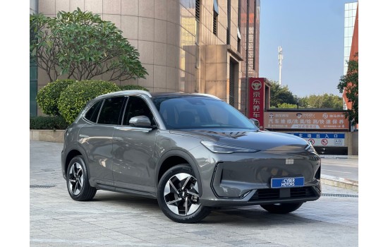 Geely Galaxy E5 2WD, 2025 (7), модель 2026 года, пробег 6,4 тысячи км